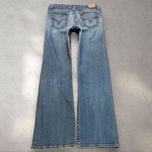 Levi’s 529 Mid Rise Curvy Boot Jeans